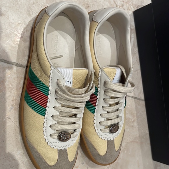 Gucci leather sneaker cream color - Picture 2 of 4
